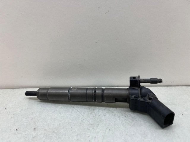 A6420701187 MERCEDES Inyector de combustible  comprar en Jaén