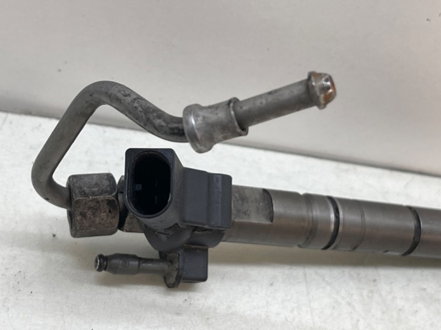 A6420701187 MERCEDES Inyector de combustible  comprar en Oviedo