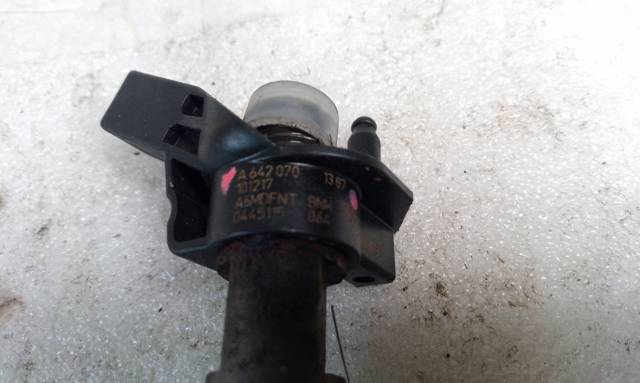 A6420701387 MERCEDES Inyector de combustible  comprar en Jaén