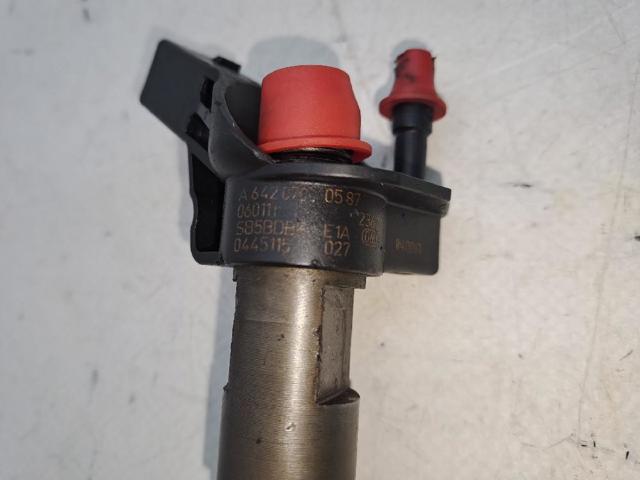 MERCEDES A6420701387 Inyector  en stock Salamanca