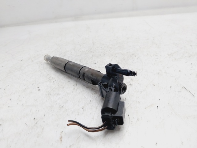 A6420701987 Inyector de combustible  comprar en Reus