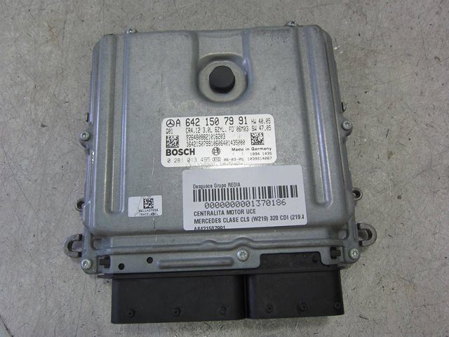Comprar Unidad de control del motor (ECU) Mercedes CLS C219 a bajo precio
