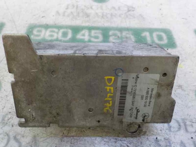 MERCEDES A6421800165 Radiador de aceite debajo del filtro  disponible Valladolid