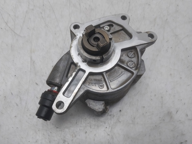 A6422300165 MERCEDES Bomba de vacío  comprar en Jaén