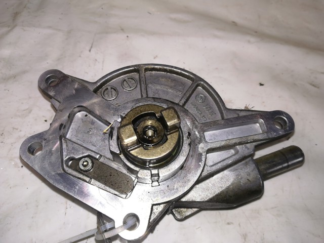A6422300165 Bomba de vacío  comprar en Reus