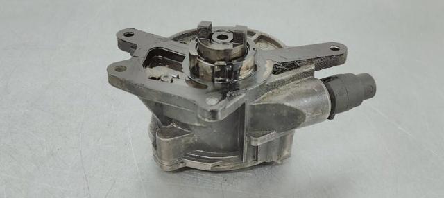 A6422300165 MERCEDES Bomba de vacío  comprar en Oviedo