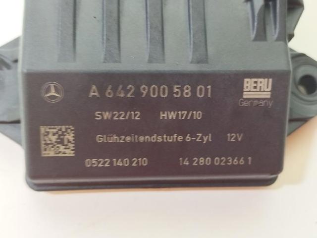 Relé de bujía de precalentamiento Mercedes S W221