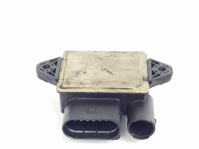 Relé de bujía de precalentamiento Mercedes R W251