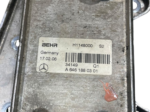 MERCEDES A6461880301 Radiador de aceite  en stock Terrassa