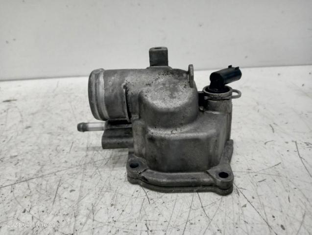 A6462000715 MERCEDES Caja de termostato  en stock Gandía
