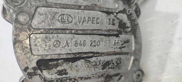 MERCEDES A6462300165 Bomba de vacío  disponible Valladolid