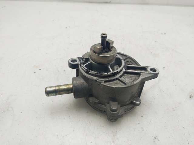 A6462300165 MERCEDES Bomba de vacío comprar Madrid