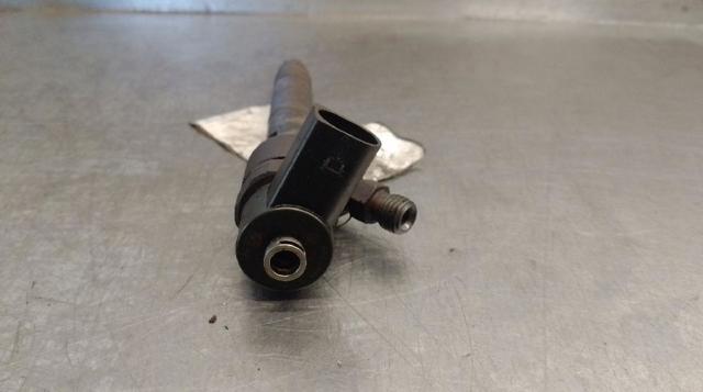 A6480700287 Inyector de combustible  disponible Utrera