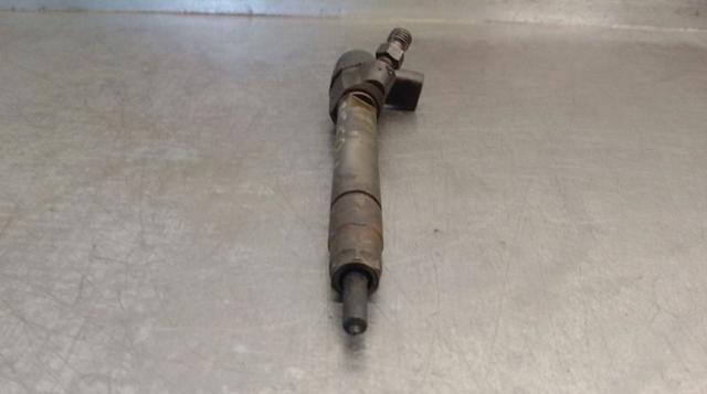 MERCEDES A6480700287 Inyector de combustible  disponible Valladolid