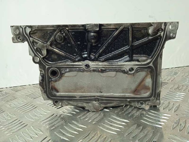 Tapa delantera de culata A6510100217 Mercedes