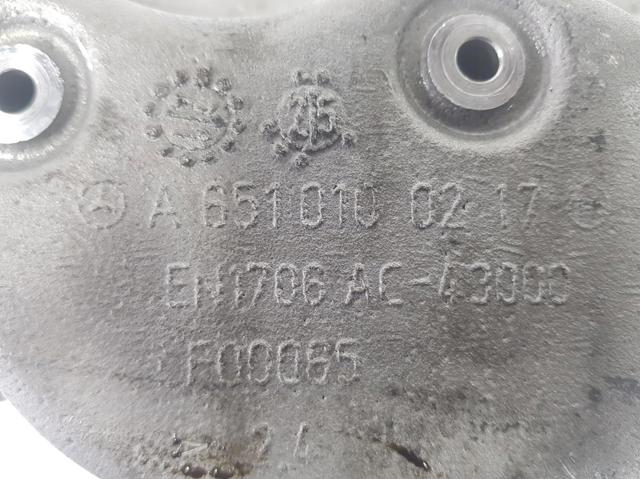 Tapa delantera de culata A6510100217 Mercedes