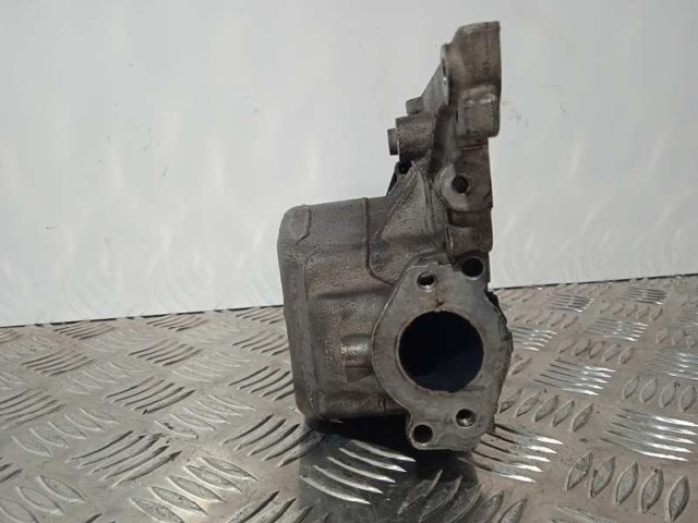 Tapa delantera de culata A6510100217 Mercedes