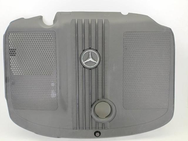 Cubierta de motor decorativa A6510101467 Mercedes