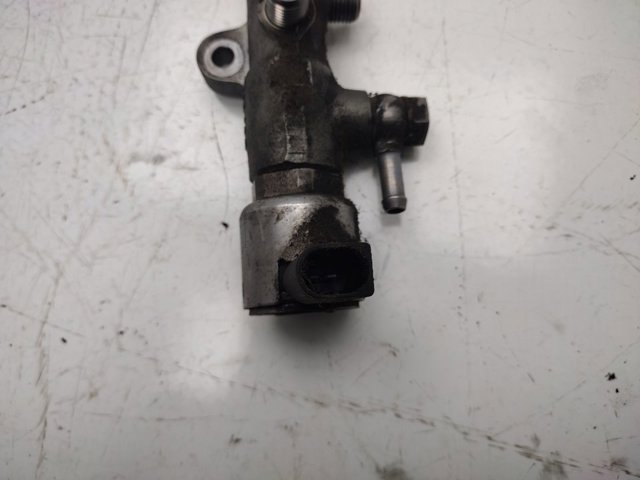 MERCEDES A6510700495 Rampa de combustible comprar Pamplona