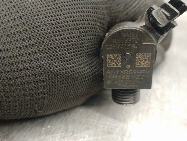 A6510702887 MERCEDES Inyector de combustible  disponible Alicante