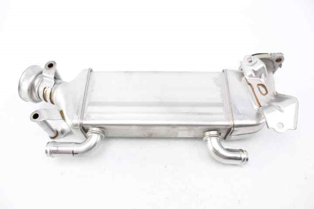 A6511400575 Enfriador de recirculación de gases de escape EGR comprar Girona
