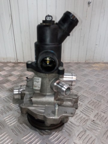 A6512000501 Bomba de agua comprar Sevilla