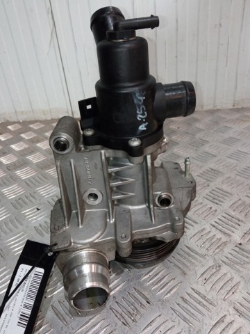 MERCEDES A6512000501 Bomba de agua  comprar en Albacete