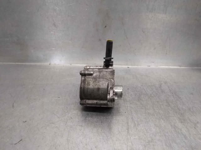 MERCEDES A6512300165 Bomba de vacío  en stock Valencia