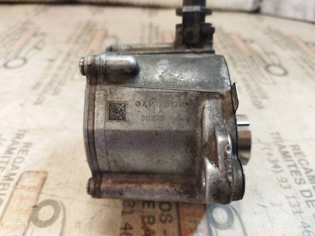 MERCEDES A6512300265 Bomba de vacío  comprar en Murcia