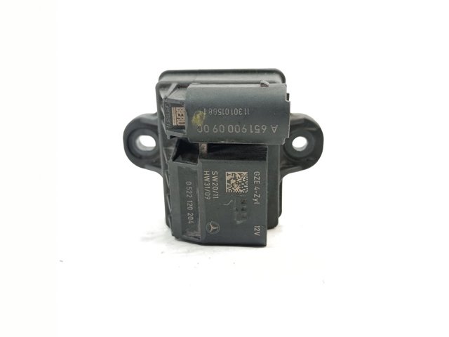 Relé de bujía de precalentamiento A6519000900 MERCEDES