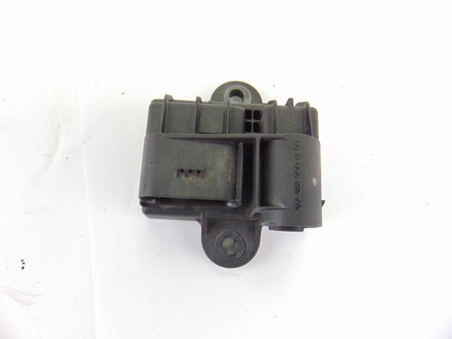 Relé de precalentamiento A6519003103 MERCEDES