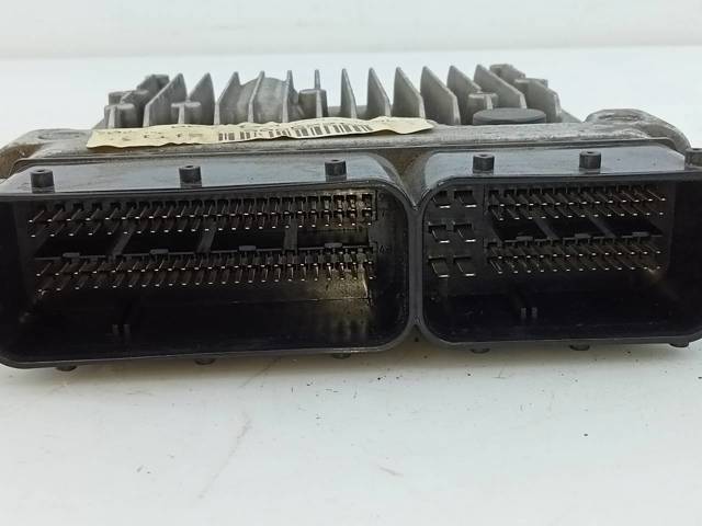 A6519009702 MERCEDES Unidad de control del motor (ECU)  comprar en Lleida