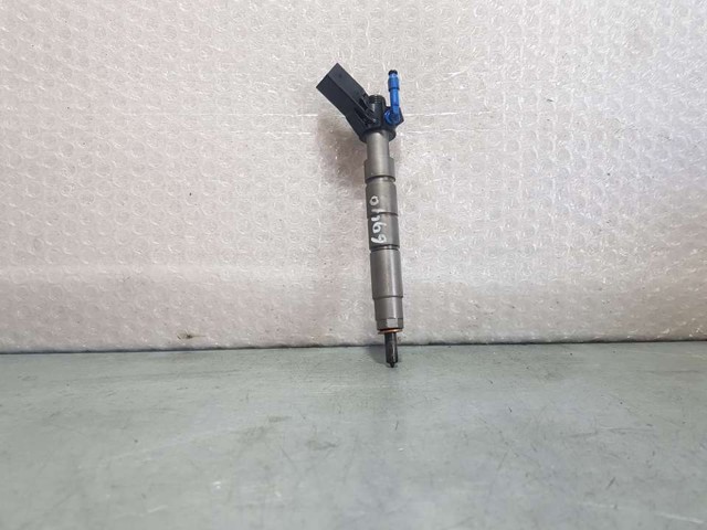 Inyector de combustible A6540700187 MERCEDES