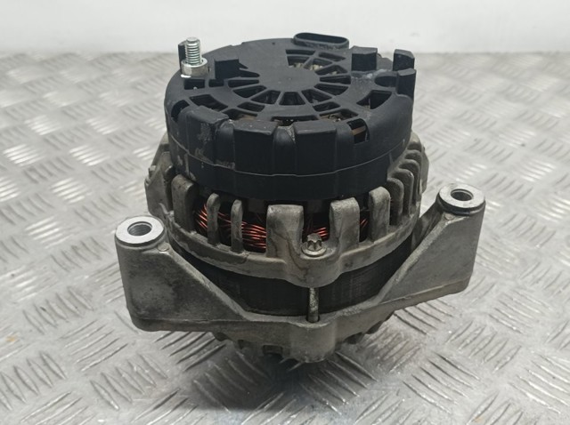 SSANG YONG A6641540102 Alternador  disponible Valladolid