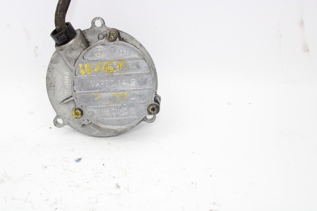 MERCEDES A6682300165 Bomba de vacío  disponible España