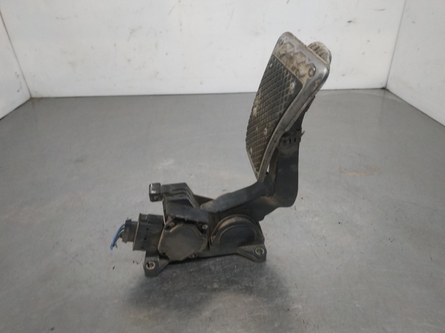 Potenciómetro pedal A9013000404 MERCEDES