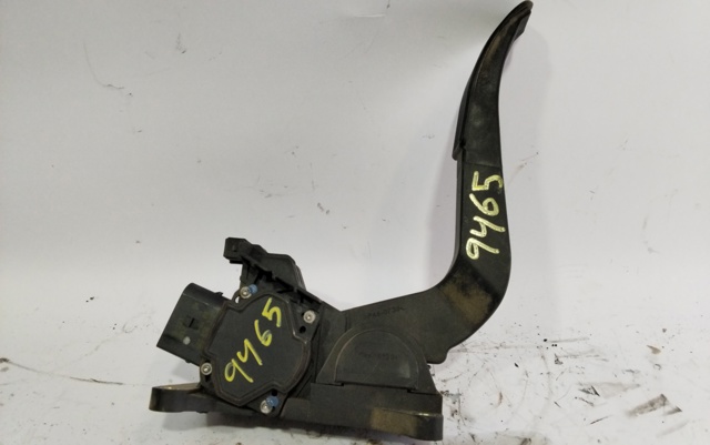 A9013000404 MERCEDES Pedal del acelerador  en stock Huelva