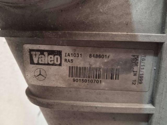 A9015010701 MERCEDES Intercooler  disponible Ourense