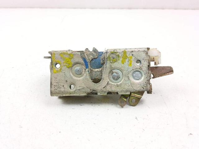 A9017200235 MERCEDES Cerradura de puerta delantera derecha  comprar en Oviedo