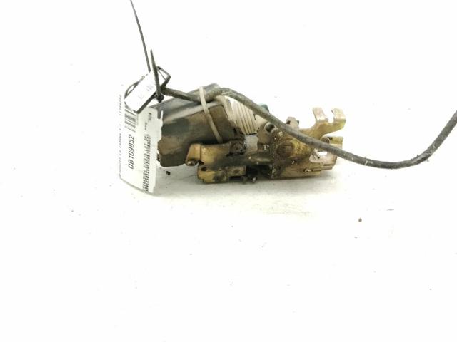 A9017201135 Cerradura de puerta delantera derecha  disponible Utrera