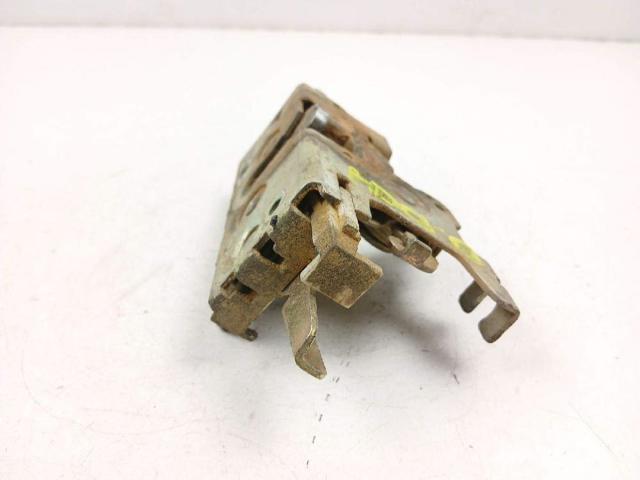 A9017201135 Cerradura de puerta delantera derecha  disponible Burgos