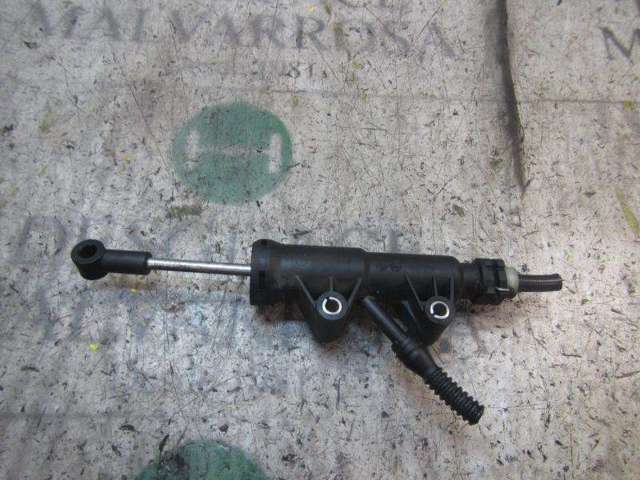 MERCEDES A9062900212 Cilindro maestro de embrague  en stock Salamanca