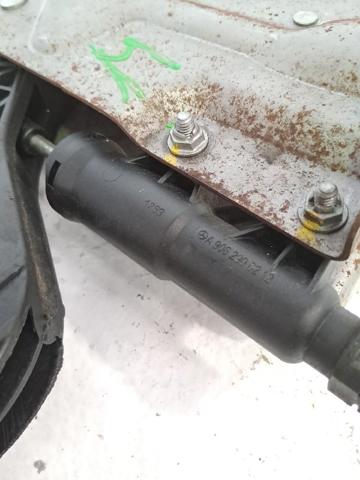 MERCEDES A9062900501 Pedal embrague  disponible Valladolid