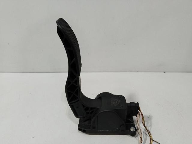 A9063000304 MERCEDES Pedal del acelerador  comprar en Oviedo