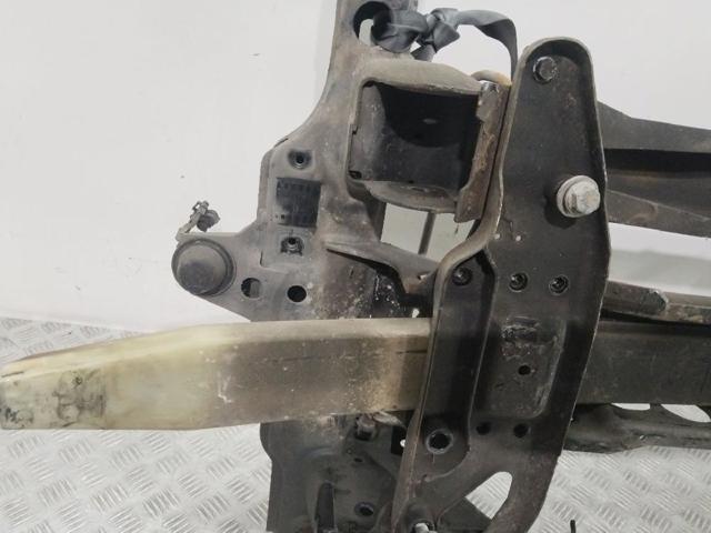 Subchasis delantero soporte motor Mercedes Sprinter 906