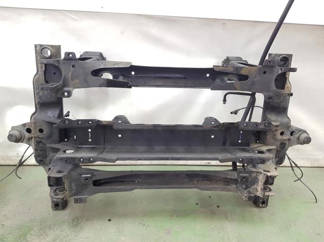 Subchasis delantero soporte motor A9063301906 Mercedes