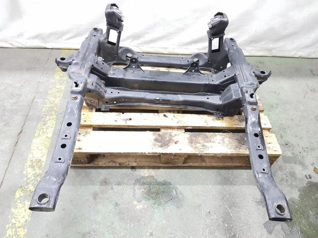 Subchasis delantero soporte motor A9063301906 Mercedes