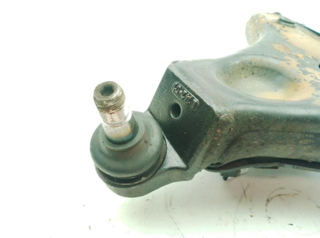 A9063304007 MERCEDES Brazo inferior izquierdo de la suspensión delantera comprar Alcalá