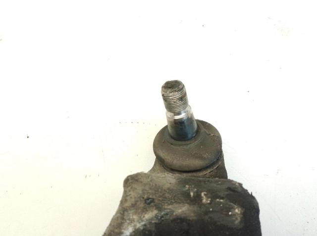 A9063304007 MERCEDES Brazo inferior izquierdo de la suspensión delantera  comprar en Jaén