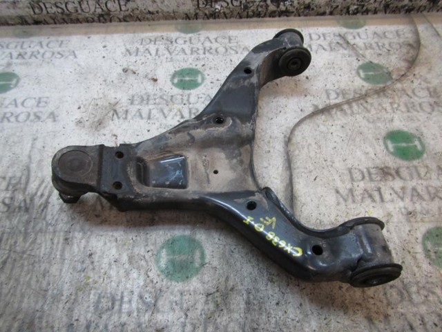 MERCEDES A9063304007 Brazo inferior izquierdo de la suspensión delantera  en stock Salamanca